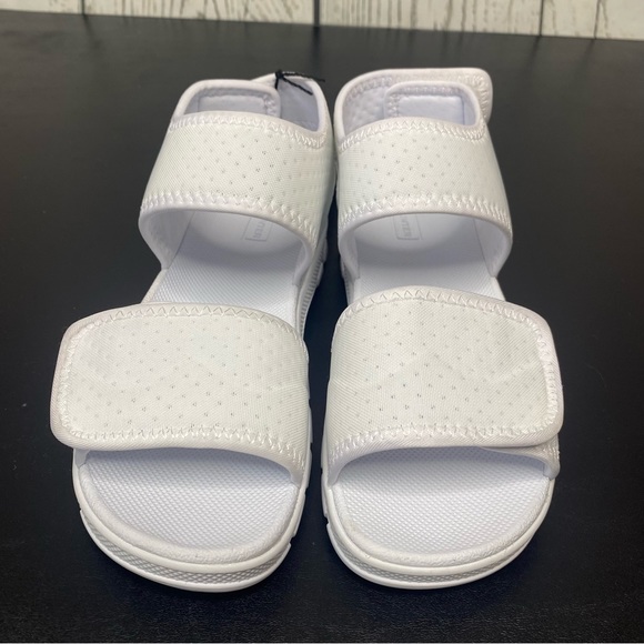 Hunter Outdoor Walking Sandal in white size UK 2 - Picture 3 of 8